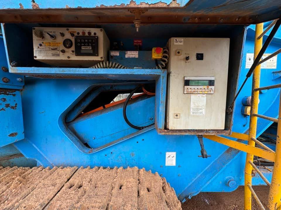 Terex Pegson 4242SR Impact Crusher / Screener on tracks with recirculating belt