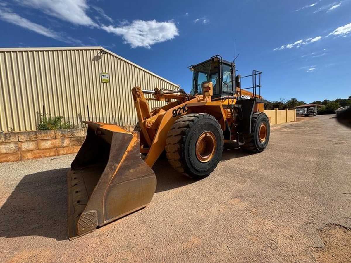 Case 921C Loader