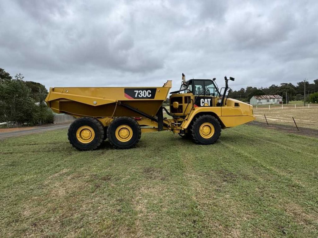 Caterpillar Dump Truck Moxy