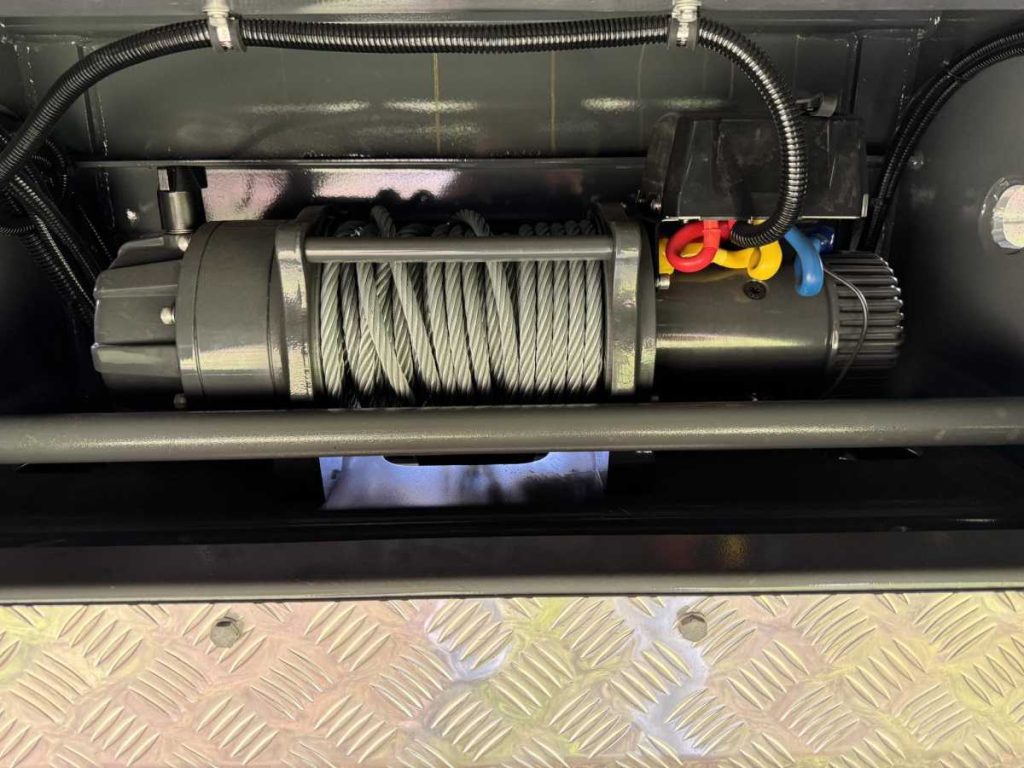 FreightWest  Heavy Duty Triaxle Dropdeck Trailer tow