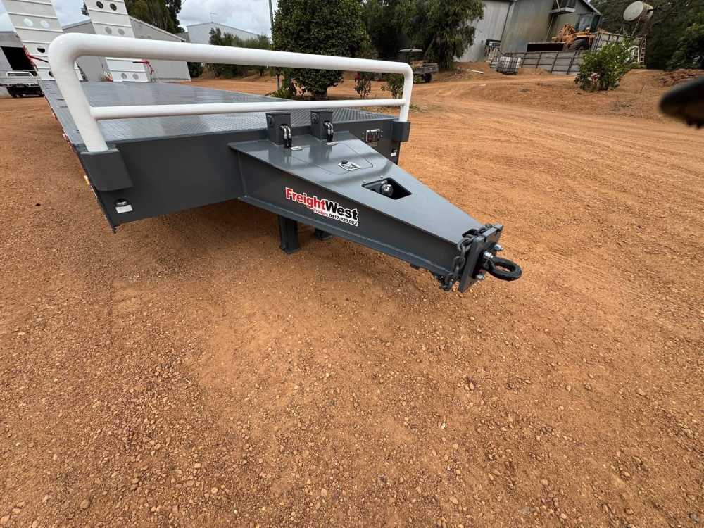 FreightWest Triaxle 7