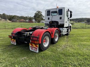 Iveco Powerstar 6x4 Day cab Prime Mover