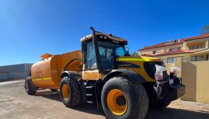 JCB Dinosaur Water Cart