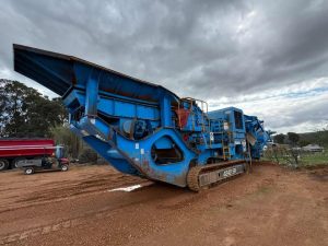 Terex Pegson 4242SR Impact Crusher / Screener on tracks with recirculating belt