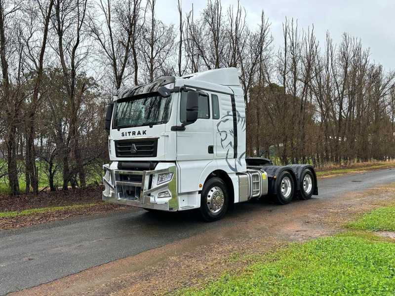 Sinotruck SITRAK C7H 6x4 Prime Mover front left