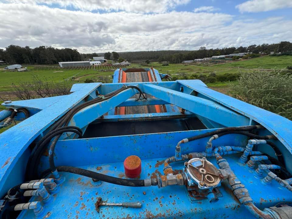 Terex Pegson 4242SR Impact Crusher / Screener on tracks with recirculating belt