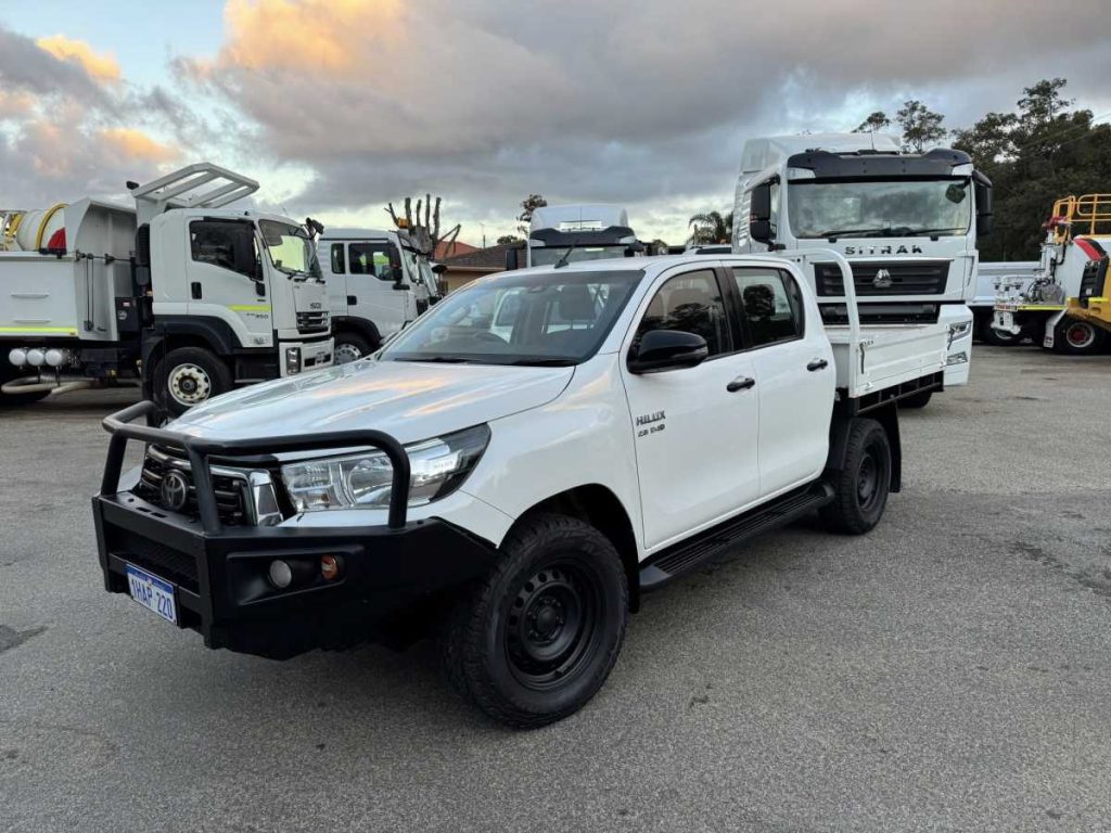 Toyota Hilux SR dual cab