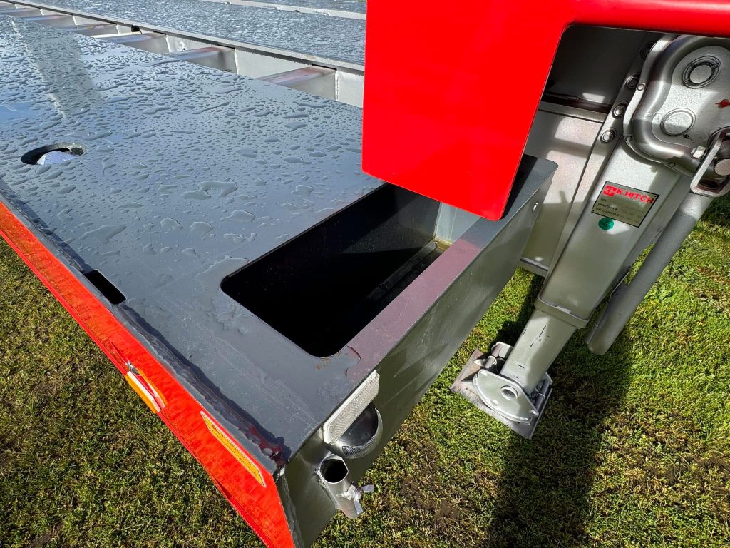 dropdeck widener trailer freighwest triaxle
