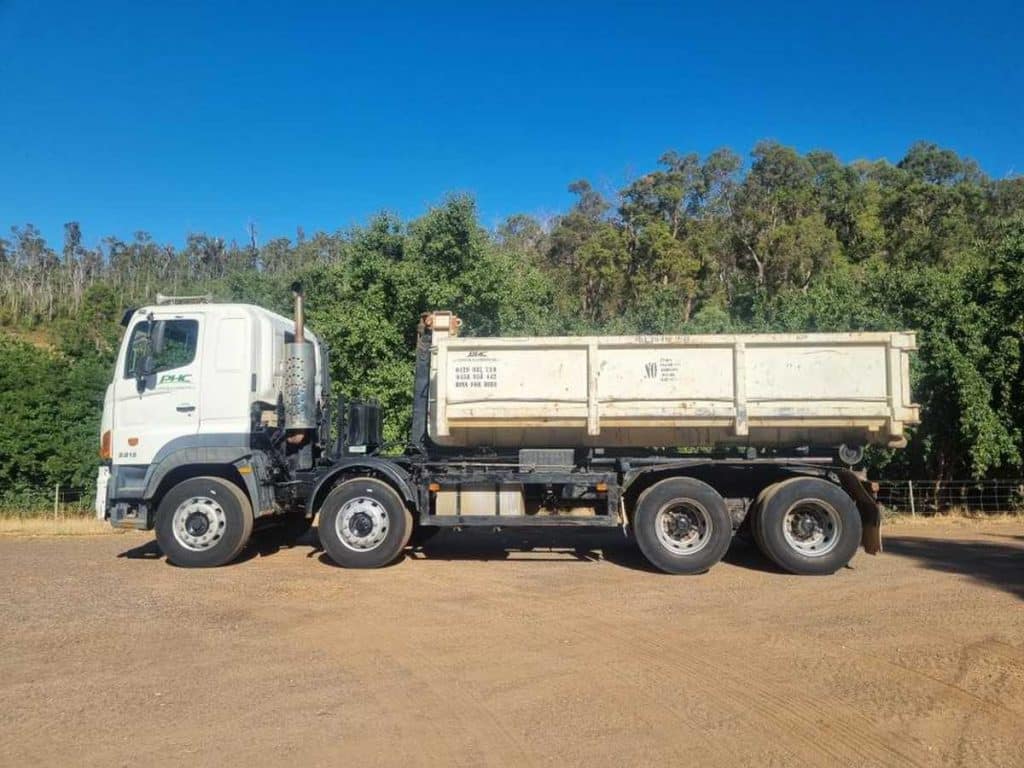 Hino 700 Model 3213 tipper truck side view