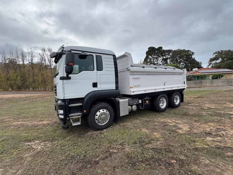 Sinotruk Sitrak C7H 6x4 Tipper